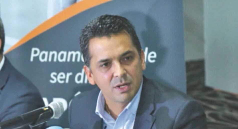 Tribunal Electoral publicó solicitud de formación del  Movimiento Otro Camino, presidido por Lombana