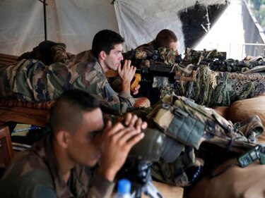 Tropas francesas lanzan operación en Bangui