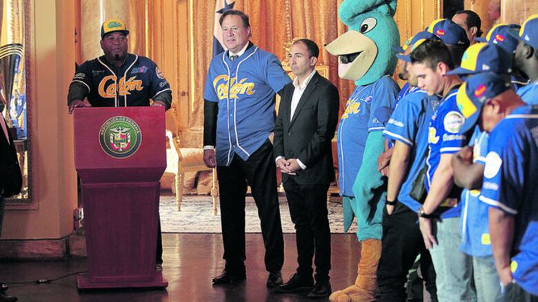 Los colonenses siguen sonriendo