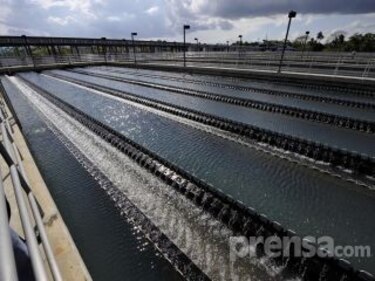 Suministro de agua potable llegará paulatinamente a las casas: Idaan