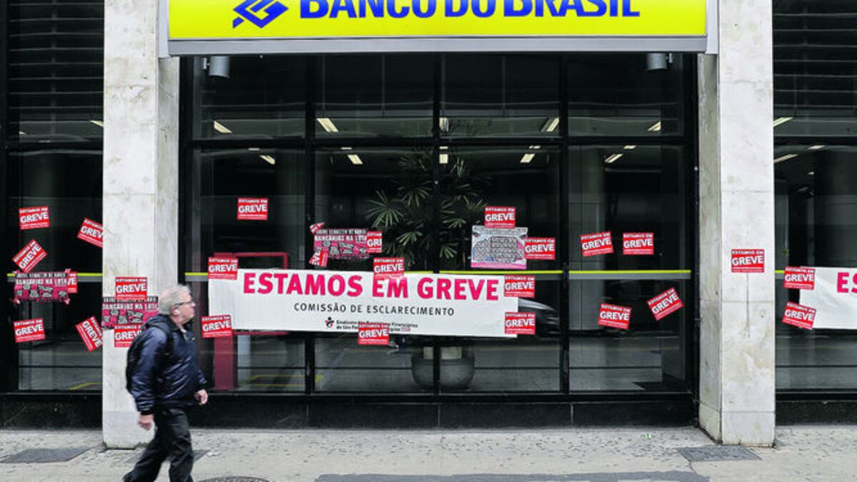 La huelga general llega en un momento delicado para el gobierno de Temer. Su compromiso de abordar el creciente déficit presupuestario de Brasil ha sido elogiado por los inversionistas
