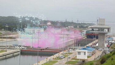 Cosco Shipping Panama avanza por el Canal ampliado