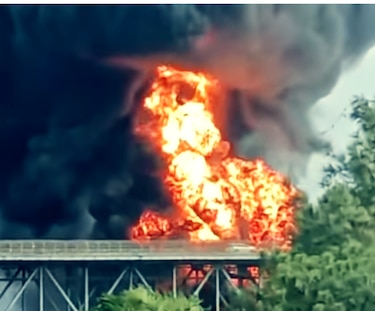 Tras controlar incendio, vuelven a cerrar el puente de las Américas