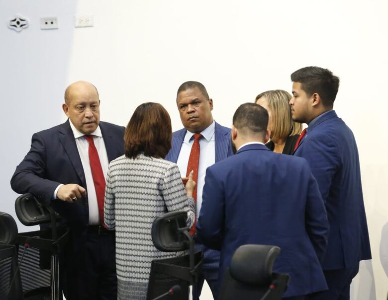 El reloj avanza: crisis financiera de la CSS empuja reformas