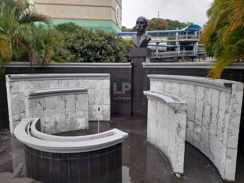 Asamblea Nacional pagará $49 mil 130 por la rehabilitación de una fuente