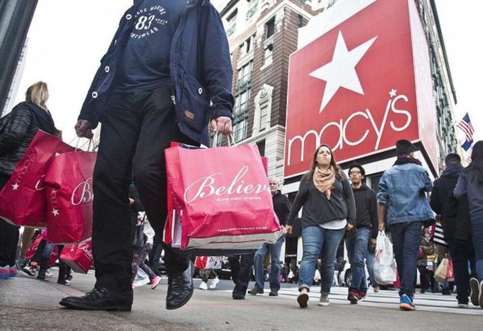 Tiendas replantean estrategias para Día de Acción de Gracias