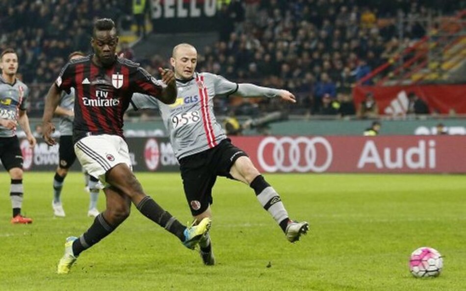 Milan golea al Alessandría y alcanza la final de Copa