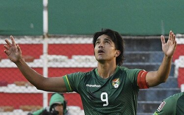 Argentina trastabilla con Paraguay; Ecuador gana a Bolivia duelo de la altura