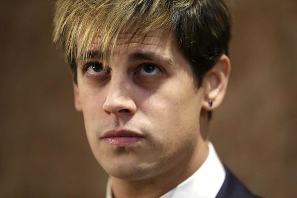 Milo Yiannopoulos se disculpa y renuncia a Breitbart News