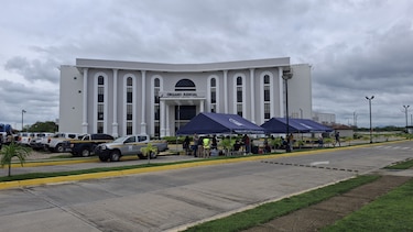 Un Estado en modo emergencia: así se ha reorganizado el poder público tras el terremoto