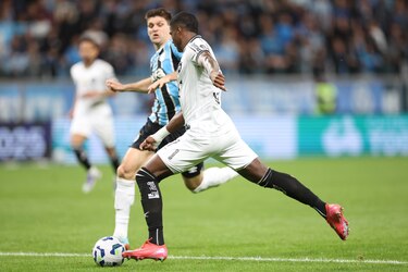 Panameño Kadir Barría debutó en el Brasileirao con el Botafogo