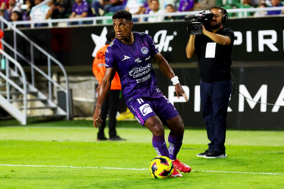 Édgar Yoel Bárcenas sufre lesión de ligamento cruzado y será intervenido quirúrgicamente