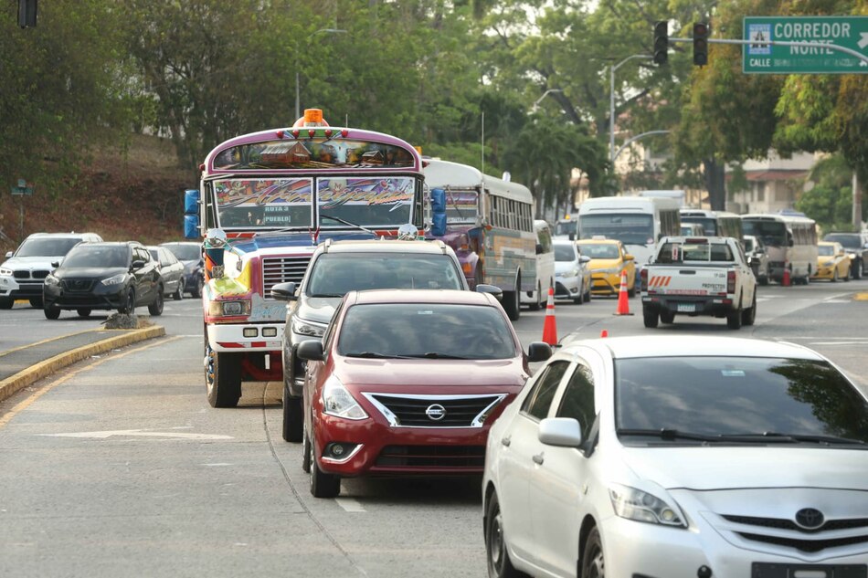Transportistas y usuarios de Panamá Oeste alcanzan acuerdos en medio del calvario por el tranque vehicular