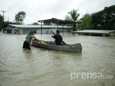 Lluvias dejan 10 muertos; leve mejoría en Chepo