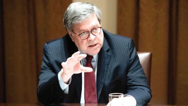 Fiscal general de Estados Unidos compara confinamiento con la esclavitud