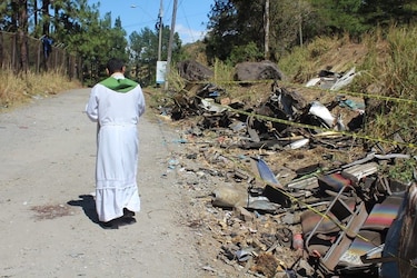 Tragedia del autobús 5B-54: Verifican vínculos de niños migrantes con sus familiares