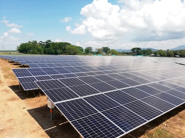 Lanzan licitación para incentivar construcción de nuevas hidroeléctricas y centrales eólicas