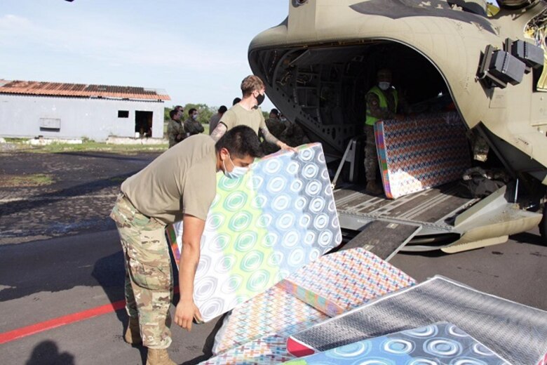 A 19 aumenta cifra de muertes tras paso de Eta; 12 personas siguen desaparecidas