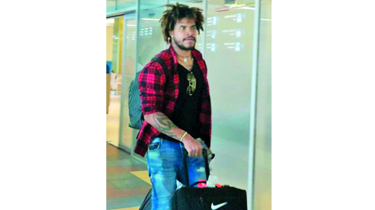 Román Torres arribó al mediodía de ayer al país. CORTESÍA