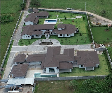 Oportunidades de negocios y el sueño de una casa con estatus