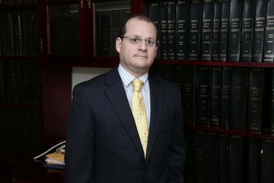 Demandan designación de administrador de Pasaportes