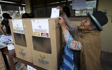 Votos blancos y nulos suman más del 65% en elecciones judiciales en Bolivia