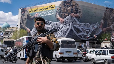 Irán vuelve a cerrar el estrecho de Ormuz tras acusar a EU de cometer actos de ‘piratería’ con su bloqueo naval