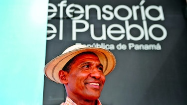 Objetan a Castillero Hoyos para la Defensoría