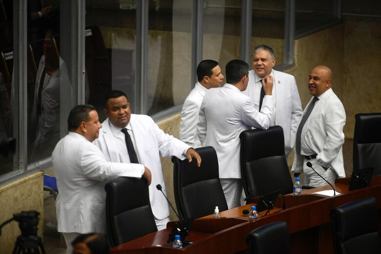 Minuto a Minuto: Jaime Vargas, nuevo presidente de la Asamblea, pide a sus colegas dejar atrás las ‘luchas estériles’