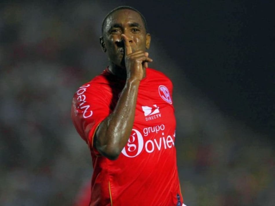 El Juan Aurich realizó una misa en honor al panameño Luis Tejada