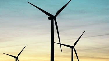 Cae inversión en energía limpia en el primer trimestre