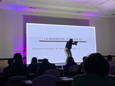 Tácticas políticas y recetas para vender un candidato