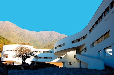 Empodérate para una nueva era con la Escuela de Negocios #1 en Latinoamérica Hispanohablante. Salir de nuestra zona de confort cuesta, pero vale la pena