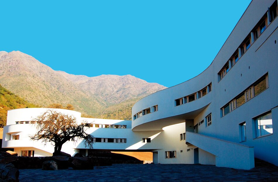 Empodérate para una nueva era con la Escuela de Negocios #1 en Latinoamérica Hispanohablante. Salir de nuestra zona de confort cuesta, pero vale la pena