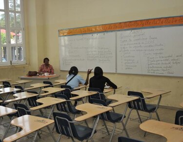 El 3 de enero vence plazo para que estudiantes reprobados se inscriban
