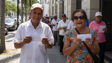 Trece balboas: daga y venda por la misma mano