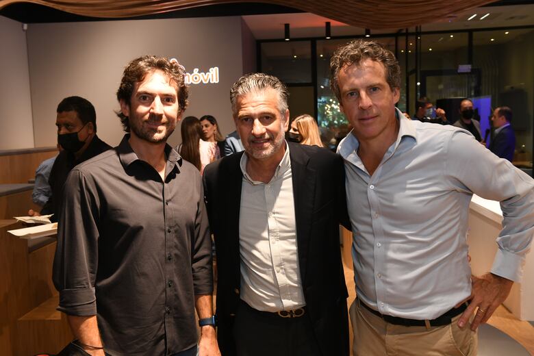 +Móvil y Banco General celebran alianza para mejorar la experiencia de sus clientes