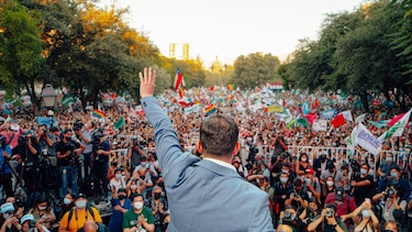 Turbulencias económicas y políticas en el horizonte del izquierdista Gabriel Boric en Chile