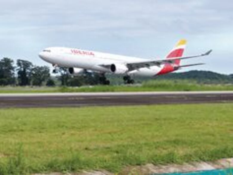 Aviación opera en espacio reducido