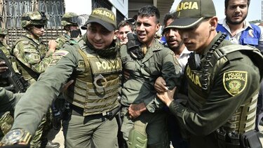 270 miembros de la fuerza armada venezolana desertaron y cruzaron a Colombia