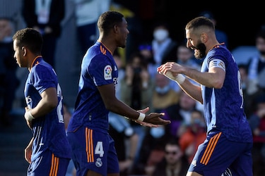 Real Madrid y Atlético sufren pero cumplen en la Liga antes de sus compromisos europeos