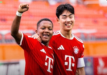 Estevis López marca en el triunfo del Bayern sobre el Jeju SK