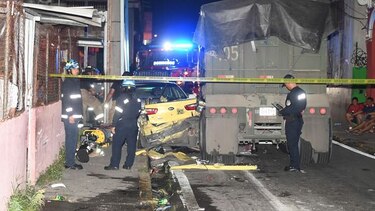 Confirman detención de conductor de camión que colisionó a 38 vehículos; hubo un muerto