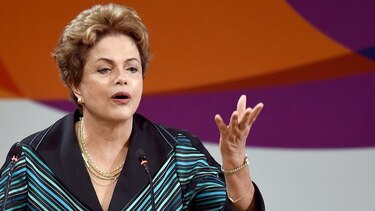 S&P califica perspectiva de Brasil como negativa