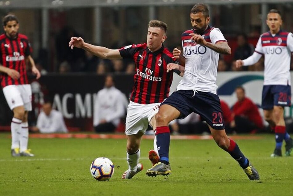 Milan gana al Bolonia y sueña con posiciones de la Champions