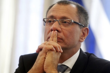 Jorge Glas sufrió un quebranto por no comer; permanecerá en observación en un hospital 