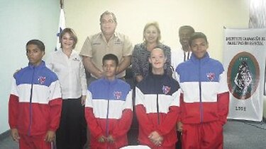 Atletas compiten en cita regional