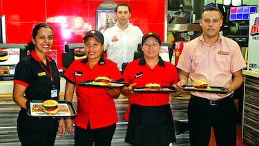 Carl’s Jr., amplía su oferta de productos en Panamá
