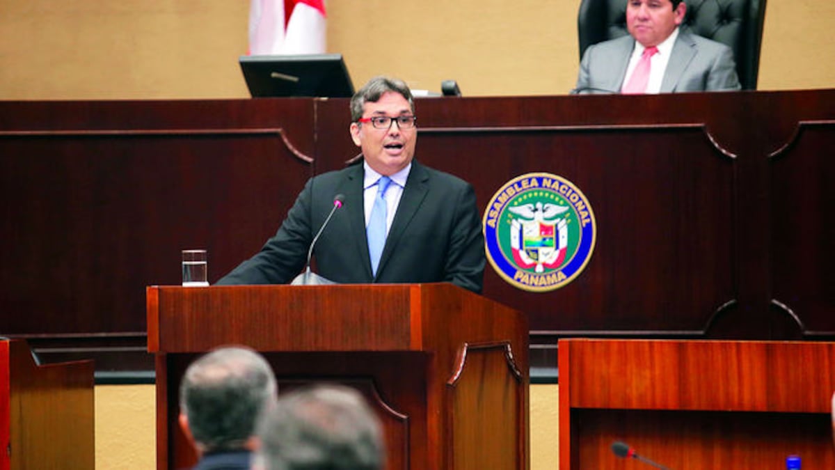 Alfredo Castillero Hoyos