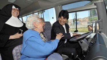 El Tribunal Constitucional (TC) de Bolivia admite consulta para reelección de Evo Morales